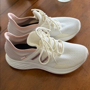 New Balance fresh foam ROAV - 7